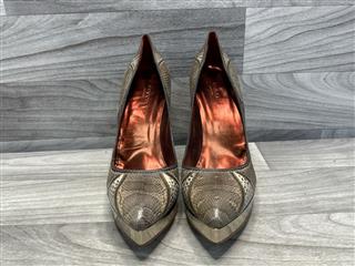 Gucci Metallic Python Embossed Leather Platform Pumps Size 41
